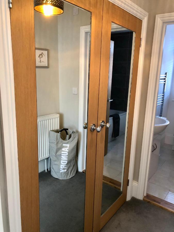 Stunning 2 Bed Georgian Apartment Swafield Екстер'єр фото